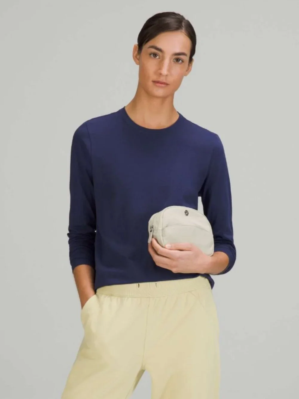 Lululemon City Essentials Pouch Mini 2L, Raw Linen, NWT